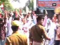 students-union-election-in-meerut-turns-violent-with-gunshots-and-slogans