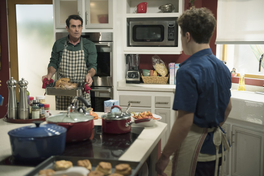 Phil and Luke to prepare special Thanksgiving dinner on 'Modern Family' Season 6 Episode 8. Modern Family