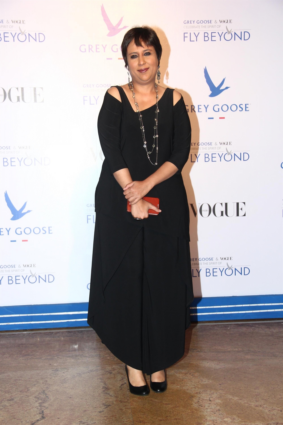 Hrithik Roshan, Kareena Kapoor Khan, Farhan Akhtar and Other Celebs look Stunning at Grey Goose India's Fly Beyond Awards 2014