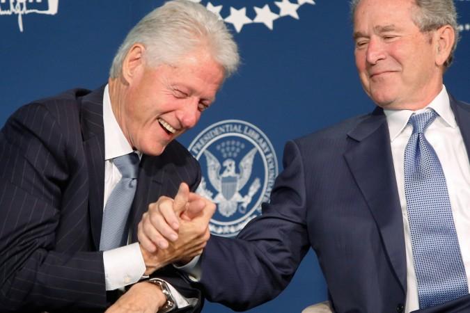 George W Bush and Bill Clinton engage in the friendliest Internet War George W Bush and Bill Clinton engage in the friendliest Internet War