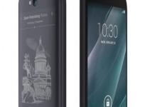 YotaPhone 2
