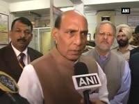 rajnath-singh-pays-surprise-visit-at-paharganj-police-station