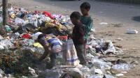 indians-muck-in-for-cleaner-communities