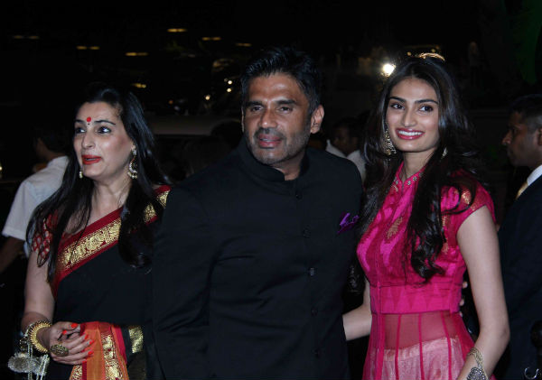 Suneil Shetty at Arpita Khan's Wedding Reception