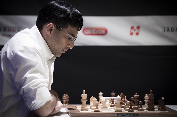 Viswanathan Anand draws with Anish Giri - The Economic Times