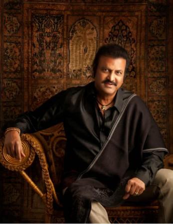 Mohan Babu Completes 4 Decades in Film Industry: Yamaleela 2 Team Felicitates him Mohan Babu Completes 4 Decades in Film Industry: Yamaleela 2 Team Felicitates him