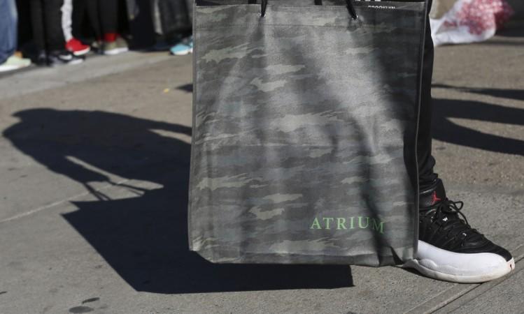 As Black Friday 2014 nears, here are top 10 best deals and offers one must rush for and 4 deadly scams to Avoid in the US. As Black Friday 2014 nears, here are top 10 best deals and offers one must rush for and 4 deadly scams to Avoid in the US.