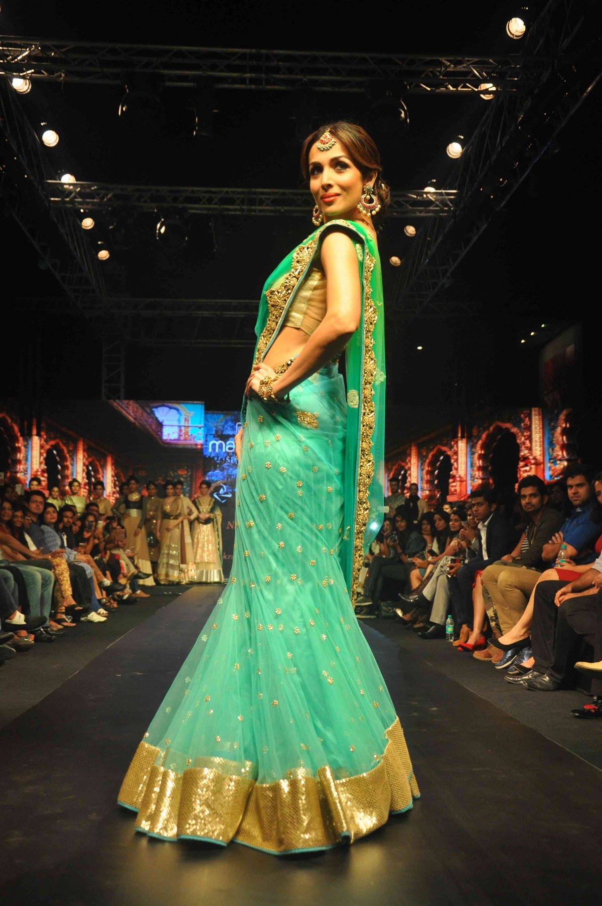 Ileana D'Cruz, Malaika Arora Khan, Esha Deol and Other Celebs walk on Ramp at Madame Style Week 2014