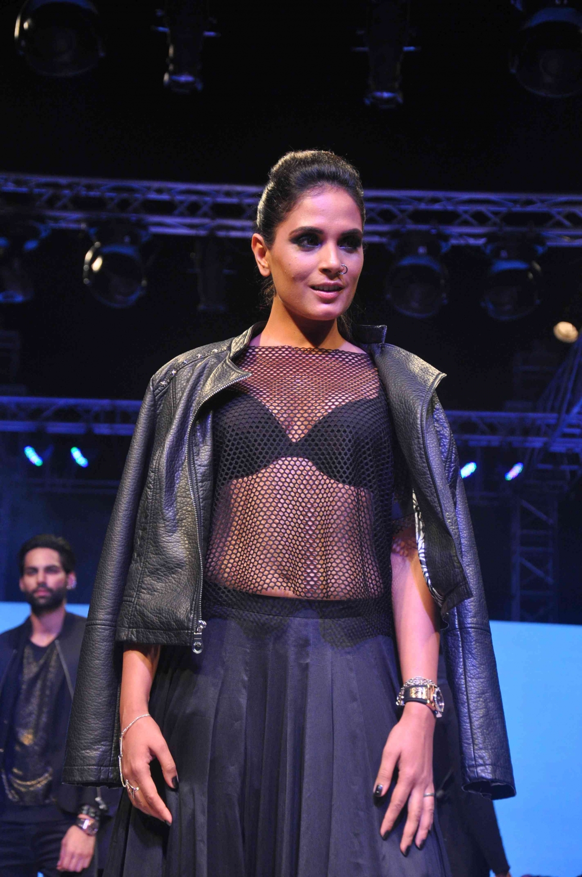 Ileana D'Cruz, Malaika Arora Khan, Esha Deol and Other Celebs walk on Ramp at Madame Style Week 2014