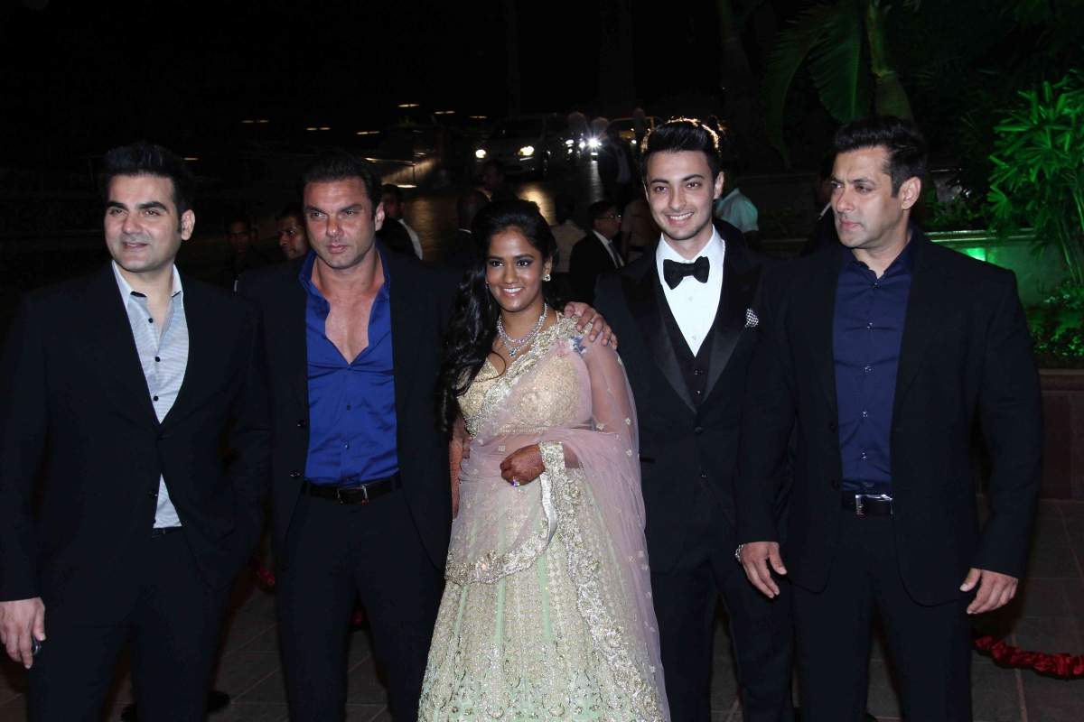 Katrina Kaif's Exes, Ranbir Kapoor And Salman Khan Send Her The Most  Expensive Gifts On Her Wedding