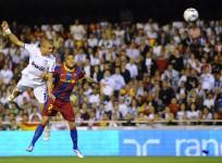 Pepe Real Madrid Dani Alves Barcelona