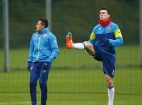 Alexis Sanchez, Laurent Koscielny