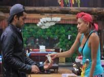 Gautam Gulati, Diandra Soares