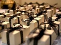 gift ideas, tech gift ideas, best gifting options for him, gifts for her, new year gifts, christmas gifts,
