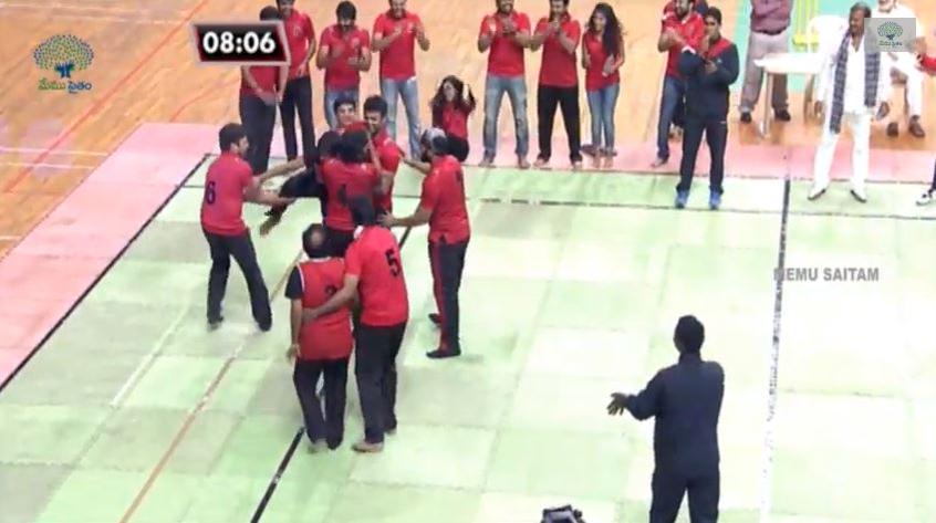 Actor Nani gave 1 point Red Panthers by getting caught.