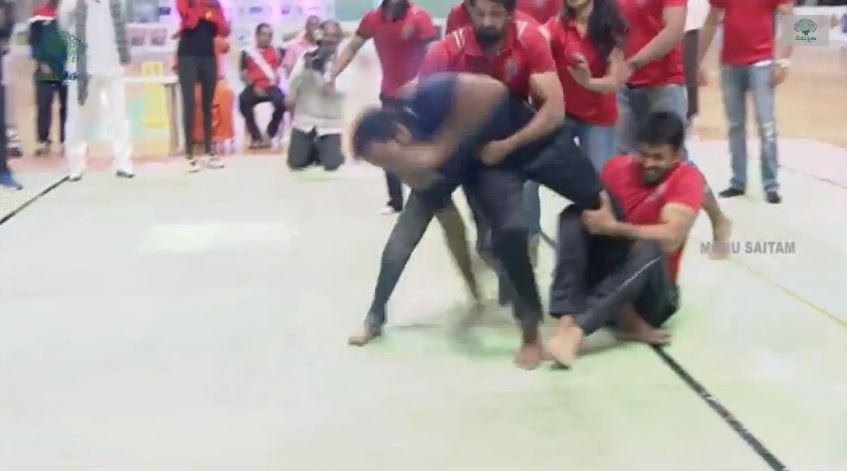 That was a silly move. Manoj's Red Panthers led with 21 points.