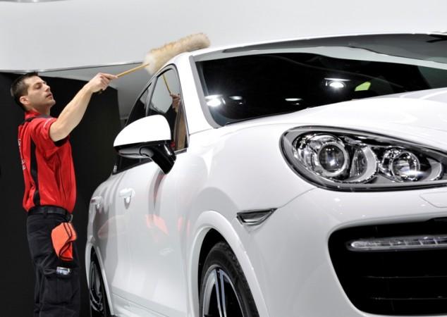 2015 Porsche Cayenne Price, Specs, Release; Hits Indian Roads In Four Variants, Starts At Rs. 1.02cr