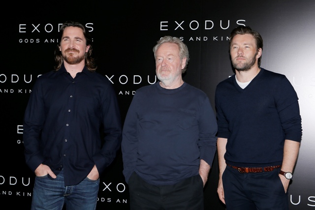 Christian Bale and Joel Edgerton pose with director Ridley Scott