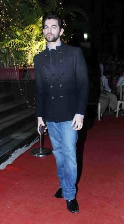 Neil Nitin Mukesh Priyanka Chopra, Sonakshi Sinha, Ayushmann Khurrana and Other Celebs Attend Launch of Vikram Phadnis' Store
