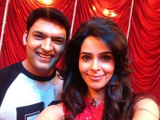 Mallika Sherawat's Selfie with Kapil Sharma Mallika Sherawat's Selfie with Kapil Sharma
