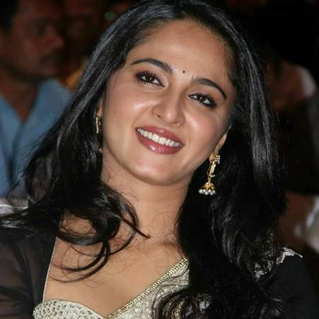 Anushka Sex Vedios - Anushka Shetty's Lookalike Nude MMS Scandal Video Leaked; Adult Clip Shocks  Her Fans - IBTimes India