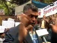 cab-drivers-protest-in-capital-seek-revoke-on-cab-companies-ban