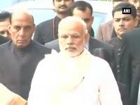 pm-modi-pays-floral-tribute-to-martyrs-of-2001-parliament-attack