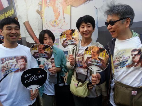 Rajinikanth Mania at its Peaks in Theatres Screening 'Lingaa' Rajinikanth Mania at its Peaks in Theatres Screening 'Lingaa'