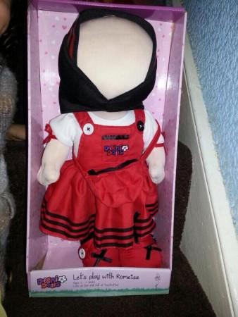 Faceless Deeni Doll