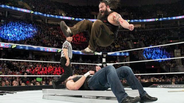 WWE TLC: Dean Ambrose-Bray Wyatt Put up a Brave Show