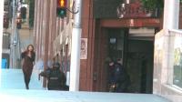 five-hostages-flee-australia-cafe-siege