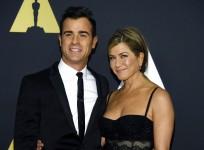 Jennifer Aniston Goes Topless in Allure's January Issue