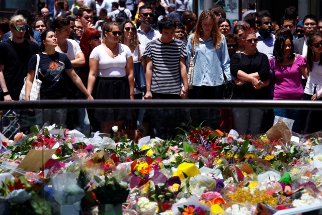 Sydney Siege in Pictures: Tributes Pour in for Victims [PHOTOS ...