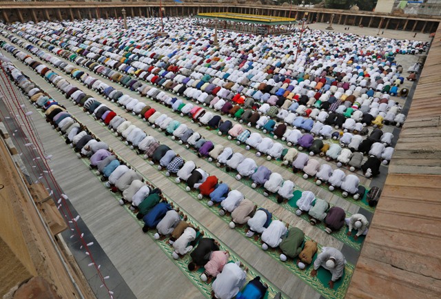 Eid al Fitr 2015: Significance, History And Lesser Known Facts About The Biggest Islamic Festival