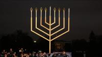 hanukkah-menorah-lit-at-white-house