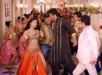 Tevar Item Song Madamiyan: Shruti Haasan Shakes a Leg with Arjun Kapoor