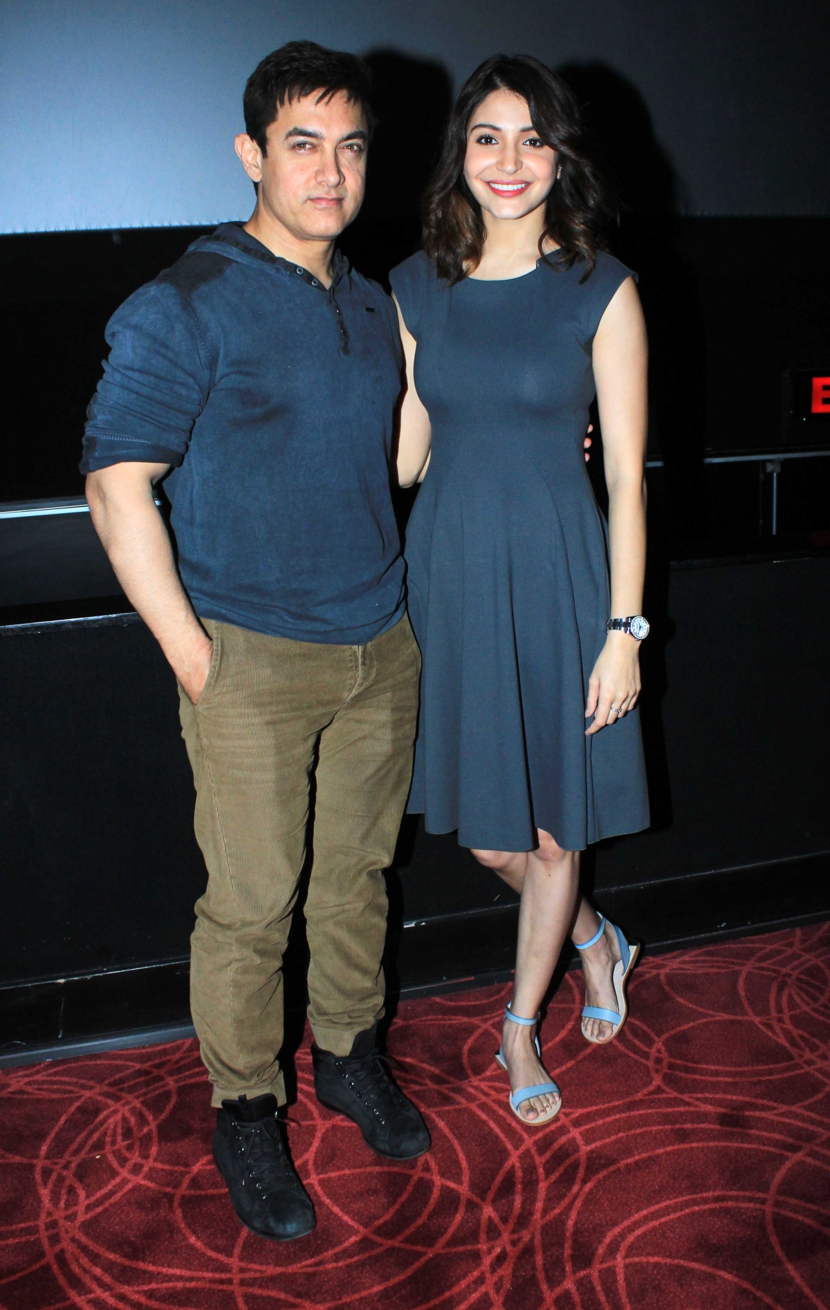 Aamir Khan, Anushka Shrama hosts Special Screening of 'PK'