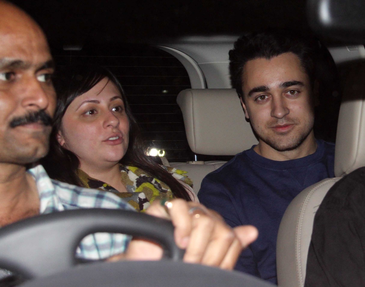 Aamir Khan, Anushka Shrama hosts Special Screening of 'PK'