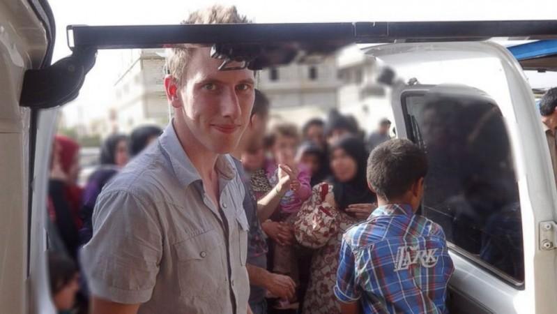 Peter Kassig delivering aid in Lebanons Bekaa Valley in May 2013