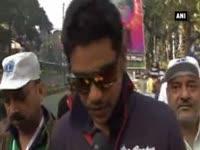 kolkata-holds-peace-walk-to-commemorate-victims-of-pakistan-school-attack