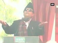 azam-khan-lashes-out-at-pm-modi-over-religious-conversion