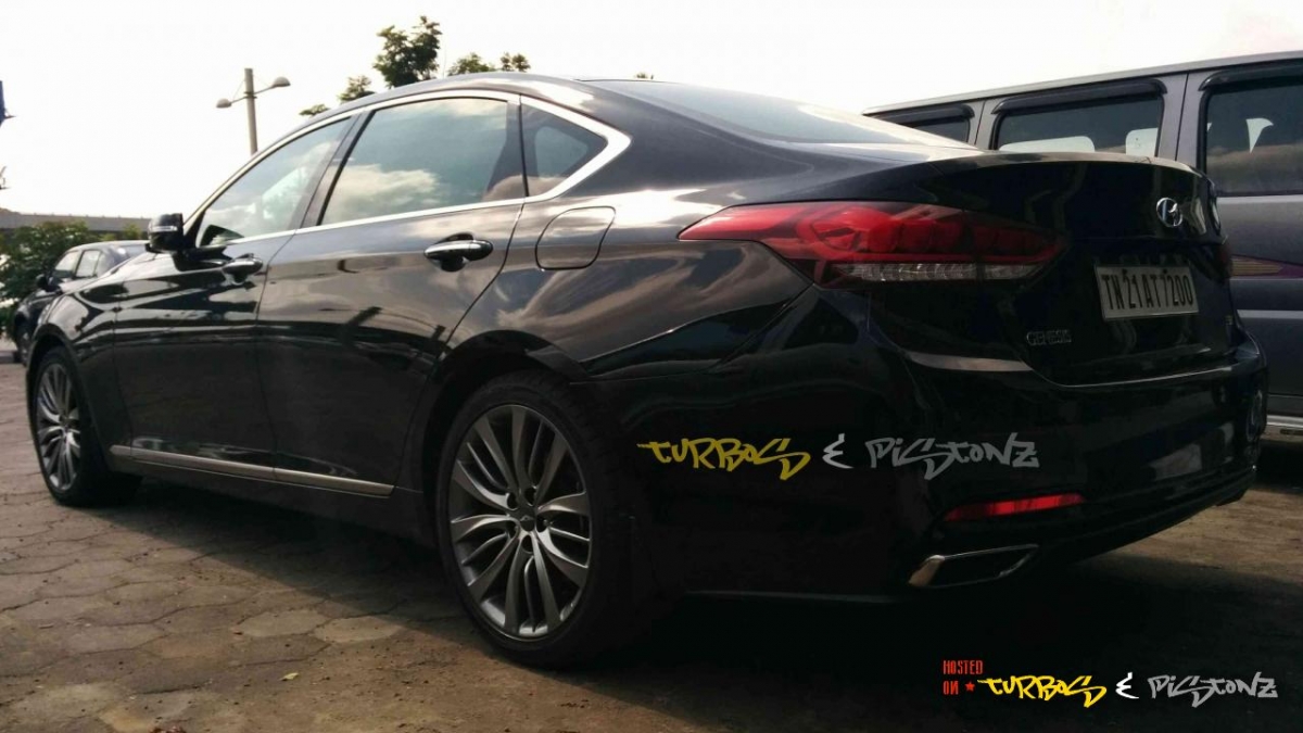Hyundai Genesis Coming to India? Spotted in Chennai