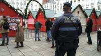traders-wear-white-armbands-after-french-christmas-market-attack