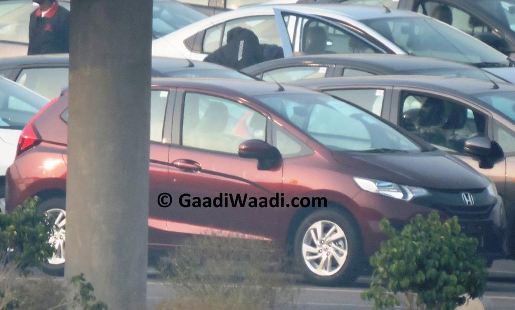 2015 Honda Jazz Production Begins in India, Spied Uncamouflaged