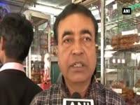 west-bengal-bakery-makes-christmas-cakes-to-honour-peshawar-school-attack-victims