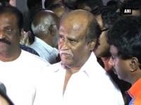 politicians-and-celebrities-pay-homage-to-veteran-film-director-k-balachander