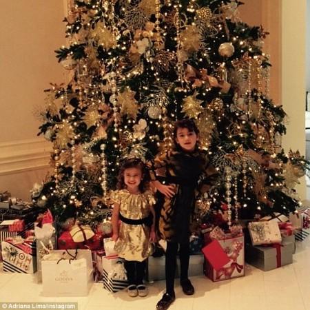 Adriana Lima kids