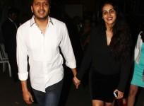 Kareena Kapoor Khan, Genelia D'Souza, Riteish Deshmukh Attends Christmas Midnight Mass