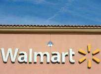 Wal-Mart Offering Steep Discounts On PS4, Xbox One: Get Best Deal On Bundles