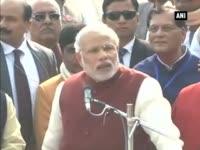 pm-modi-wields-broom-in-varanasi-to-mark-good-governance-day